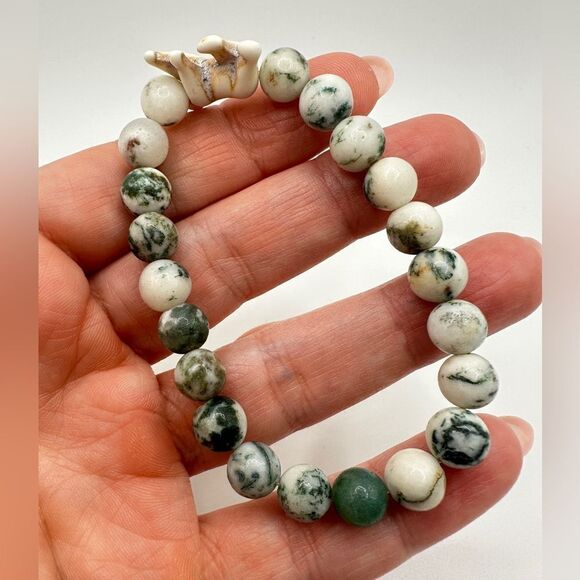 Fahlo The Traverse Gorilla Tracking stone stretch bracelet! - Picture 3 of 6